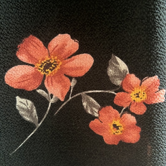 Lush Blouse - Picture 8 of 9